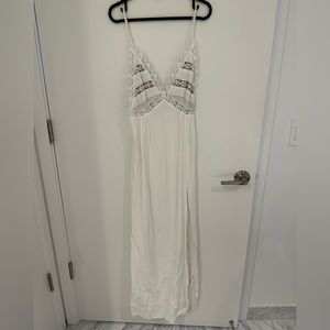For love and lemons maxi dress - Size S
